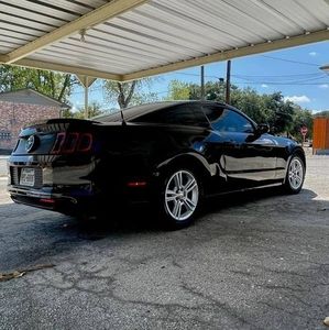 Meet your Posher, Manuel